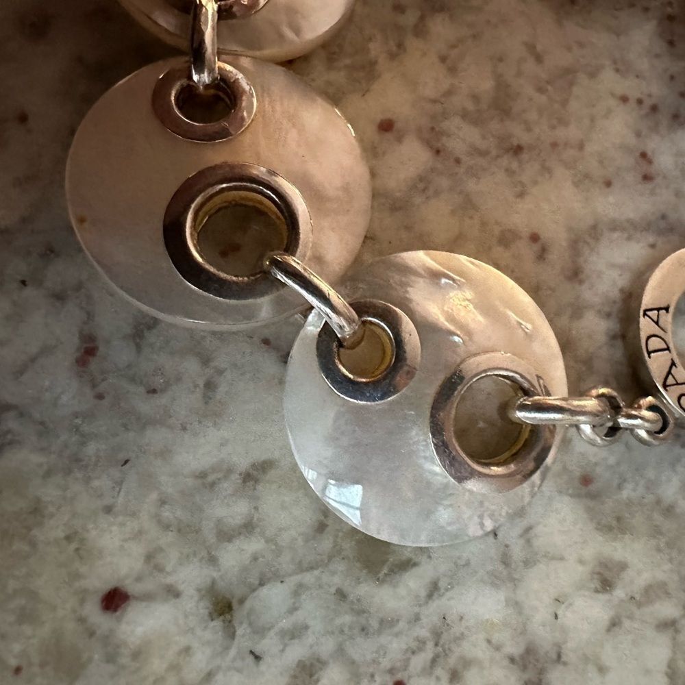 Silpada Mother of Pearl and Sterling Silver Link Toggle Bracelet - Picture 5 of 8